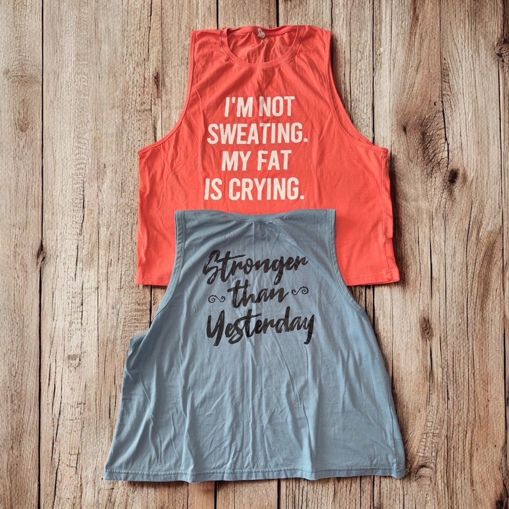 LOT OF 4 WOMEN'S WORKOUT TOPS SIZE XXL - Picture 3 of 3